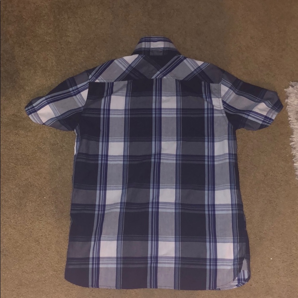 Levi’s button up - Picture 2 of 3